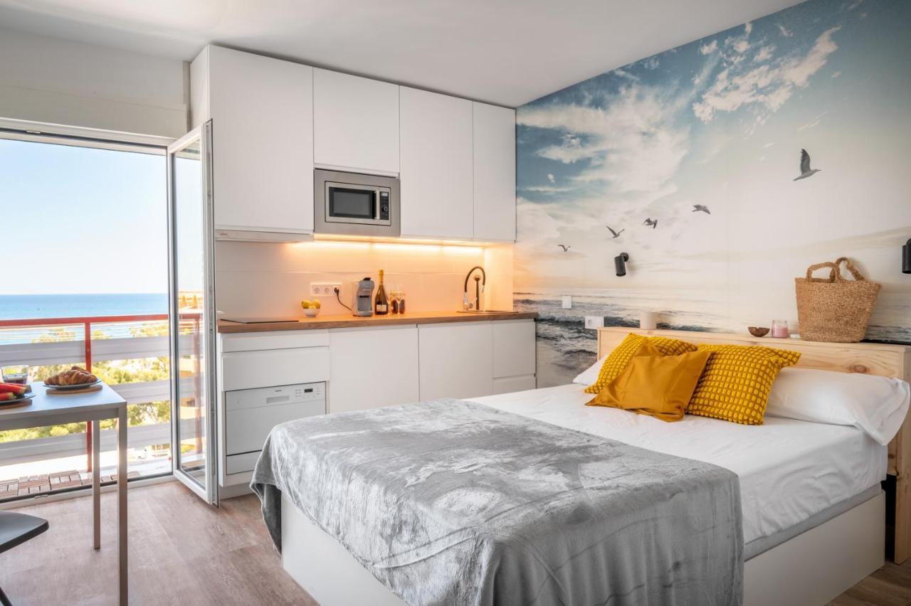 Modern Studio Naciones Apartment เบนัลมาเดนา ภายนอก รูปภาพ
